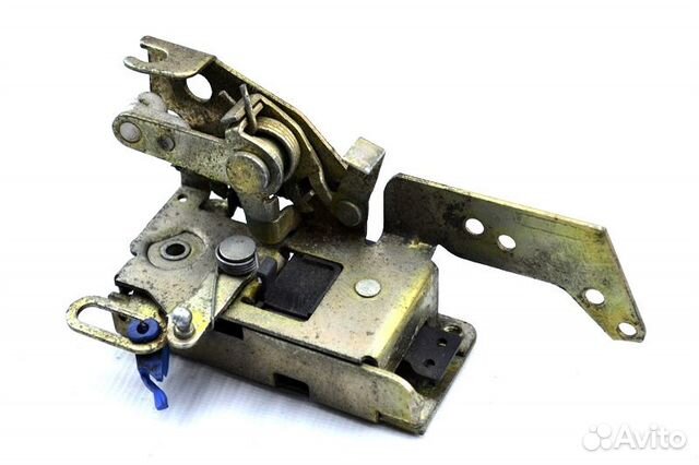 Замок двери, правый MAN TGA 18.440 (01.00)