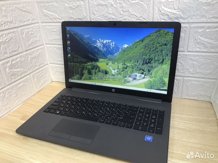 Ноутбук hp новый шустрый для офиса