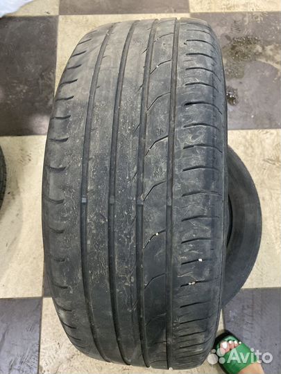 Continental ContiPremiumContact 2 215/55 R17 94V