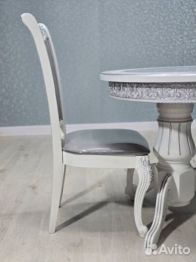 Кухонный стол. Доставка по всей России