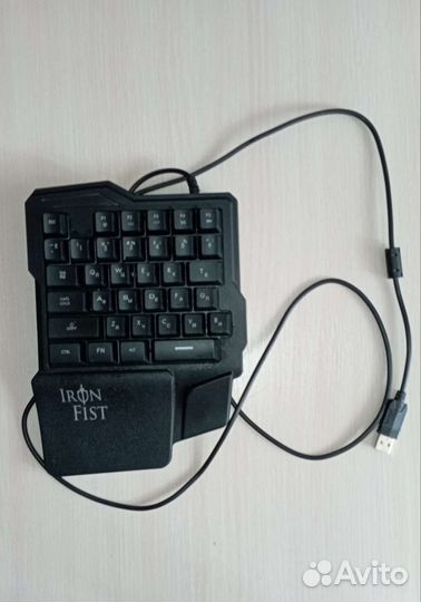 Игровая клавиатура с подсветкой