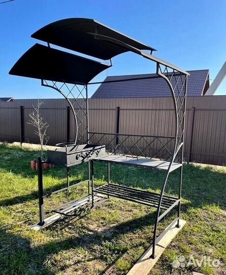 Мангал со столиком