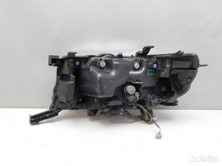 Фара правая Toyota Land Cruiser