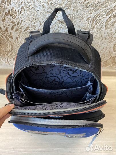 Школьный рюкзак