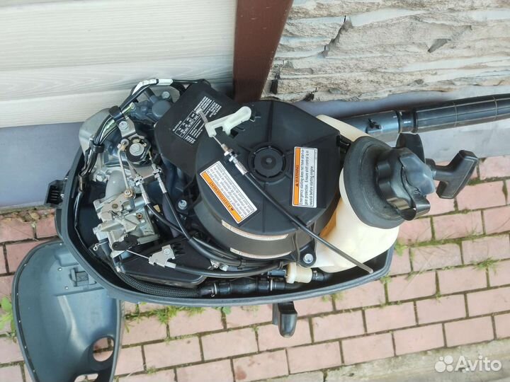 Лодочный мотор 5 л с