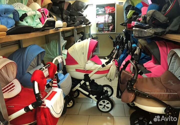 Коляска (на выбор)