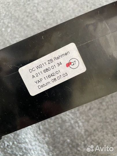 Рамка магнитофона Mercedes-Benz E-Класс W211 3.2