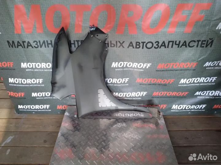 Крыло левое Ниссан Серена C25 темное с 01.20 А080