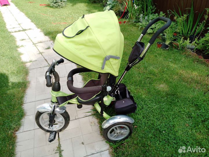 Трехколесный велосипед