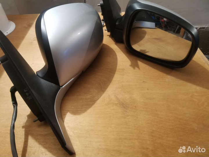 Боковое зеркало Suzuki Swift