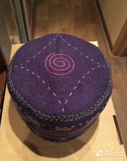 Шапочка жен. из валеной шерсти дизайнерская