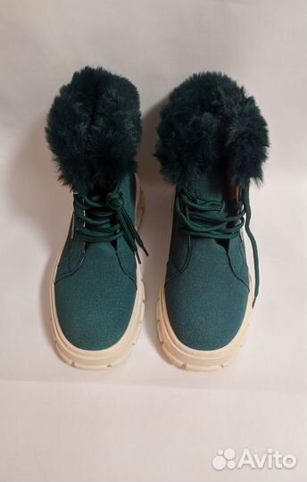 Ботинки женские зимние новые.38-24,5 см
