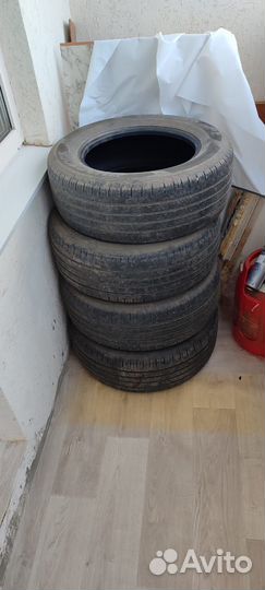 Hankook Dynapro HP2 RA33 235/60 R17