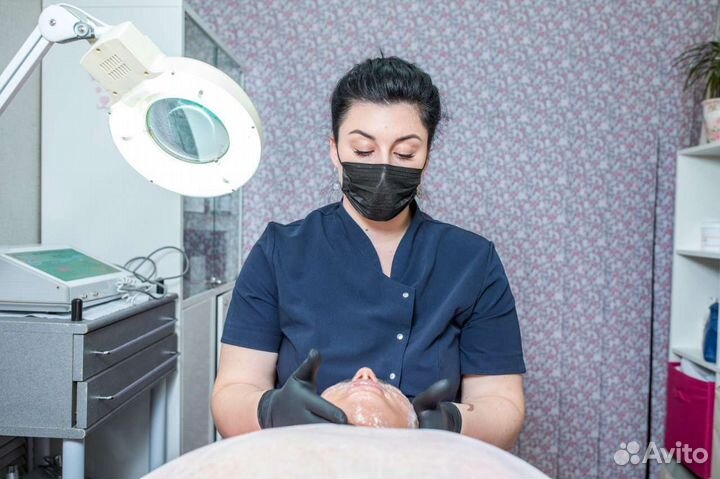 Маникюр с покрытием гель-лаком