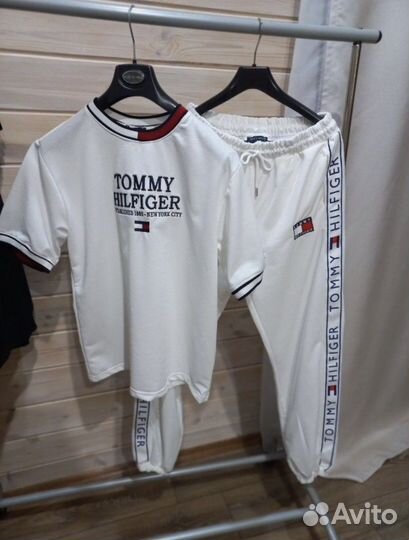Tommy hilfiger костюм