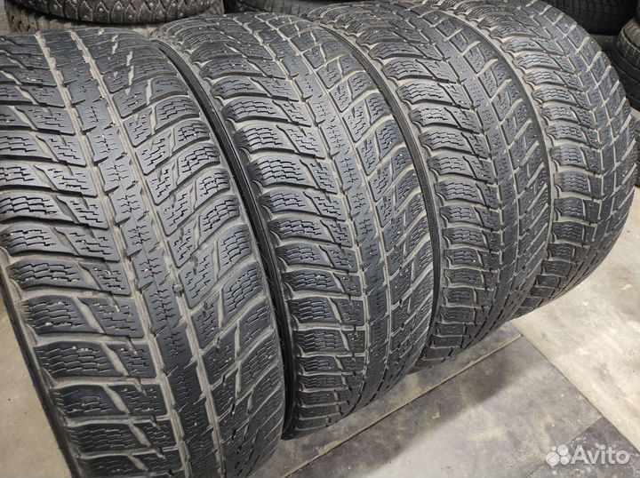 Nokian Tyres WR SUV 3 215/55 R18