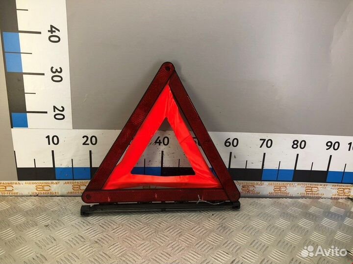 Знак аварийной остановки для BMW 5-Series (E39)