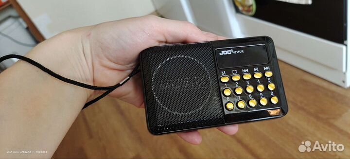 Новый радиоприемник карманный