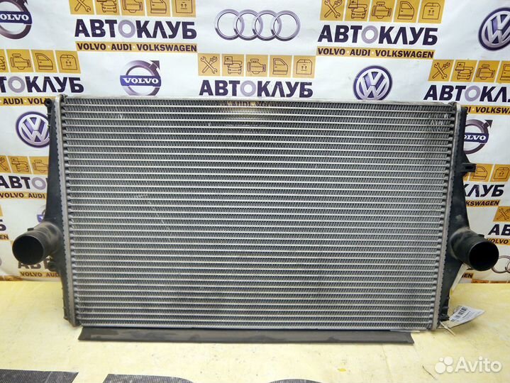 Интеркулер Вольво S60 S80 V70 XC70