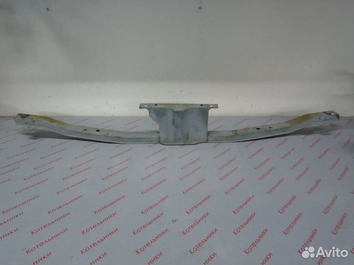 Nissan 62290-AU330 Усилитель бампера верхний