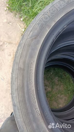 Yokohama Advan Fleva V701 215/50 R17 95W