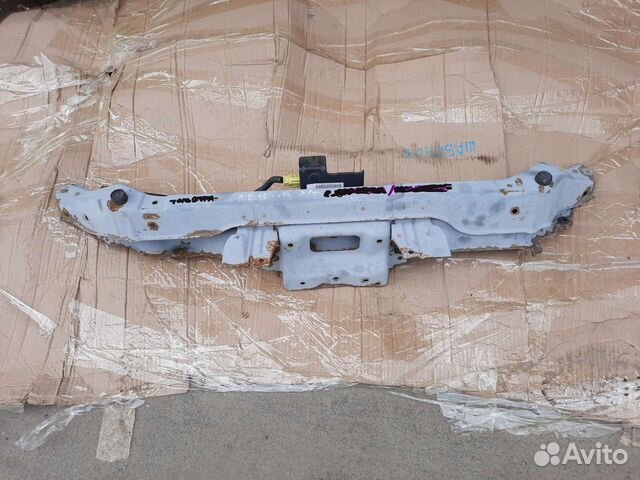 Телевизор (панель) верхняя часть Nissan Note E11