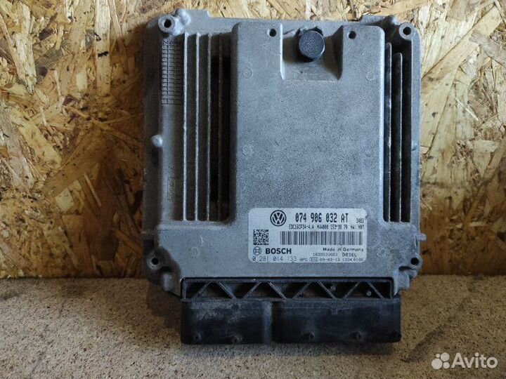 Блок управления двигателем для Volkswagen Crafter