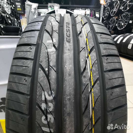 Kumho Ecsta PS31 225/45 R18 91W