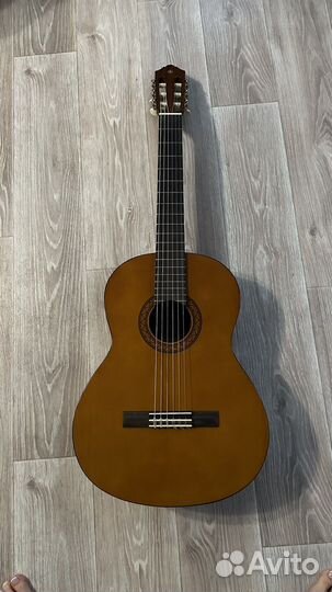 Акустическая гитара yamaha c40