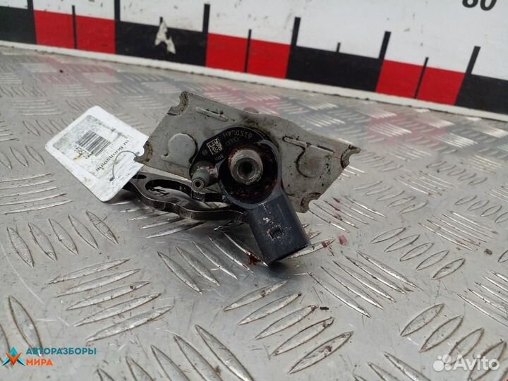 Форсунка Audi Q5 8R 2012 059130277BE