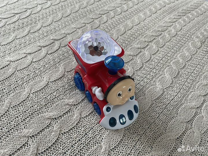 Паровозик музыкальный