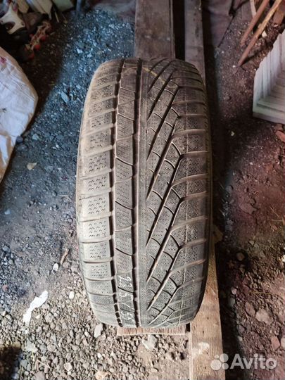 Pirelli Winter Sottozero 210 235/55 R17