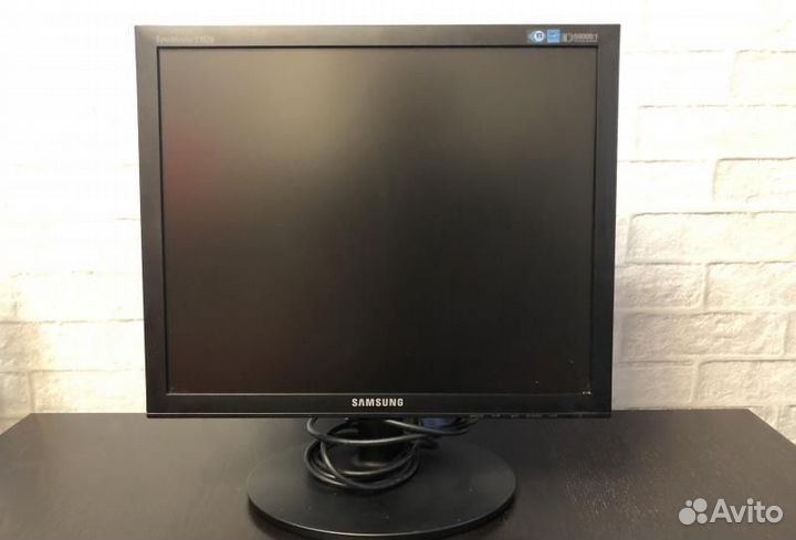 Монитор samsung 19