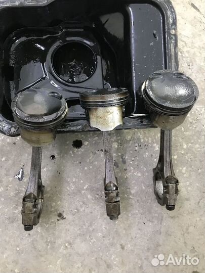 Поршни на Mazda 323 Z5 1.5л. 1998г