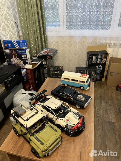 Lego 42110, Lego 42096, Lego 10279, Lego 42111