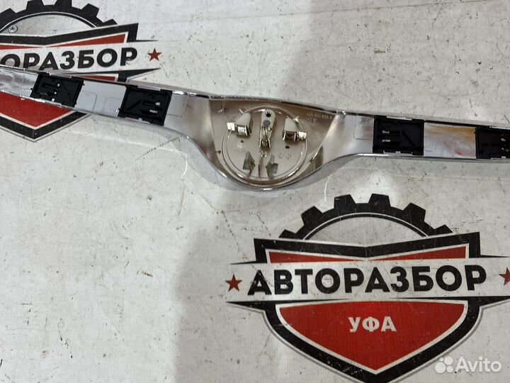 Молдинг капота новый skoda fabia II 2010-2014