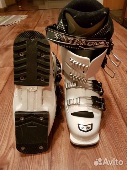 Горнолыжные ботинки детские размер 22