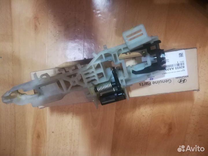 Основание ручки двери Hyundai Elantra 7 передняя л