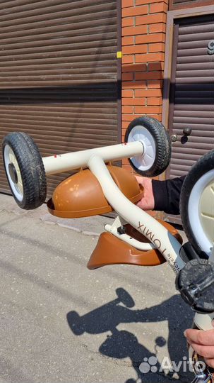 Трехколесный велосипед Tomix baby go