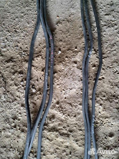 Уплотнитель капота BMW E65 E66