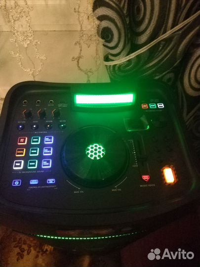 Блютуз колонка