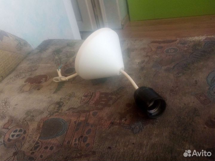 Цоколь,провод. плафон в сборе