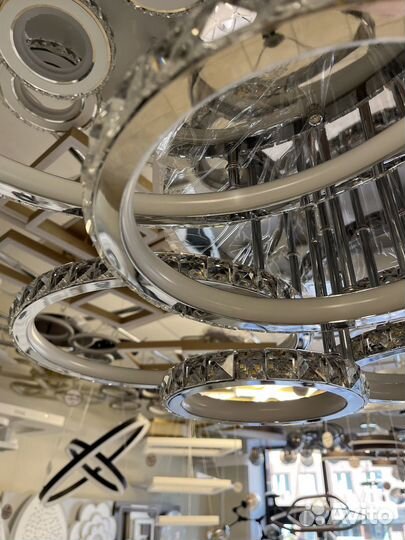 Люстра потолочная светодиодная с пультом