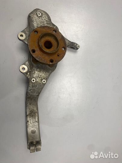 Кулак поворотный передний левый Bmw X6 E71 2011