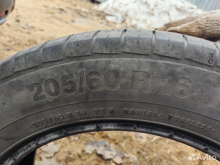 Continental ContiPremiumContact 5 205/60 R16