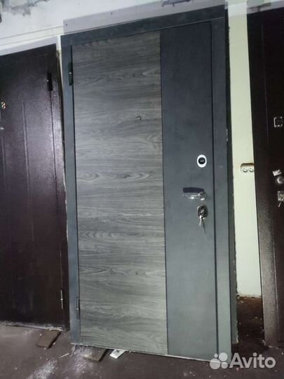 Утепленные входные двери б/у