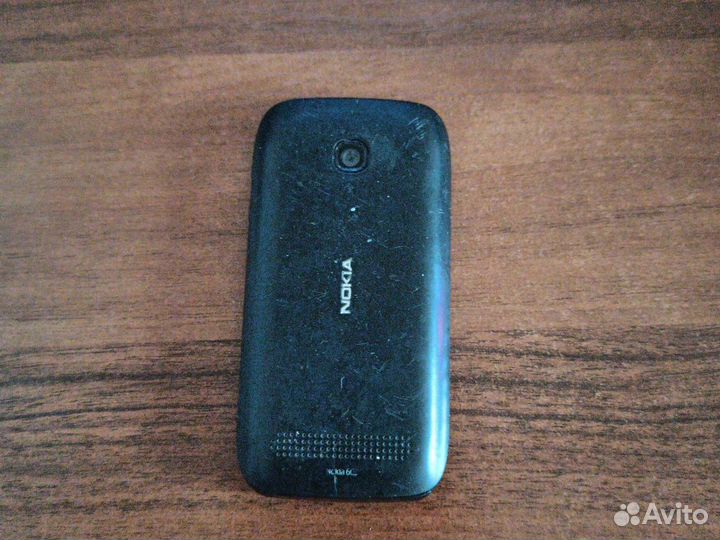 Смартфон Nokia 603
