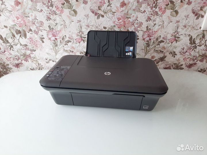 Мфу принтер HP Deskjet 2050 J5010