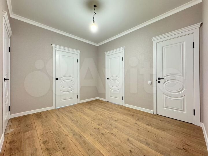 2-к. квартира, 70 м², 9/11 эт.