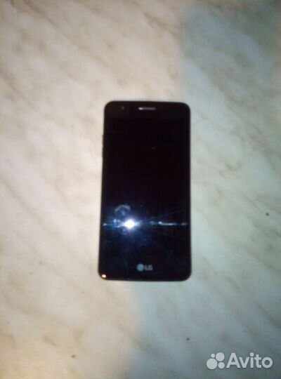 Смартфон LG-X 240